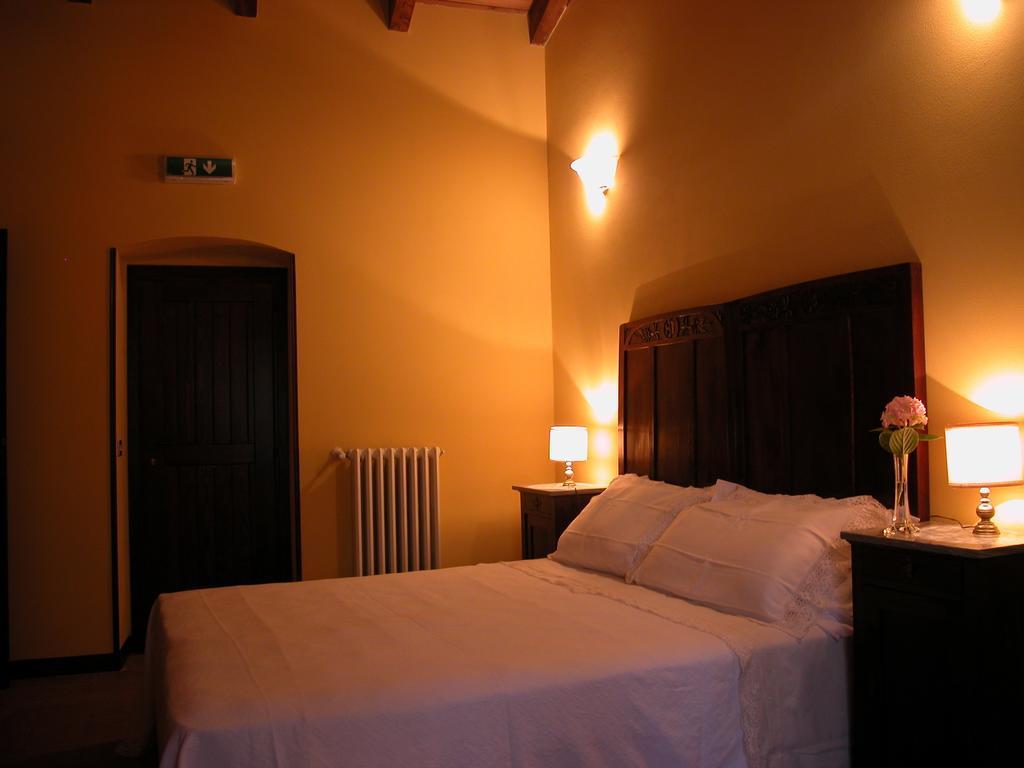 Agriturismo Casa Garello Саличе-Терме Номер фото